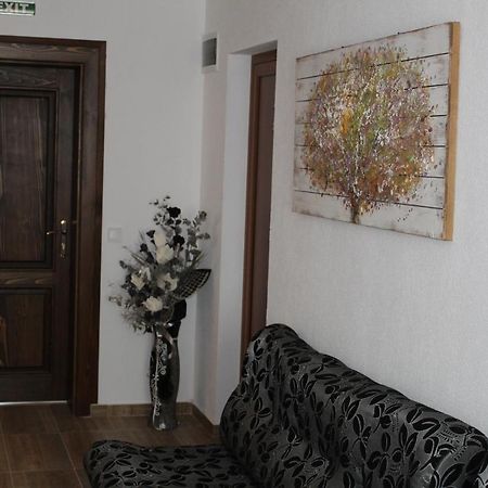 Къща За Гости Мишурови Smolyan Ngoại thất bức ảnh