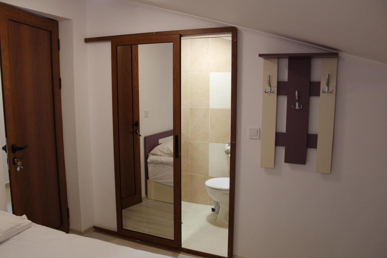 Къща За Гости Мишурови Smolyan Ngoại thất bức ảnh
