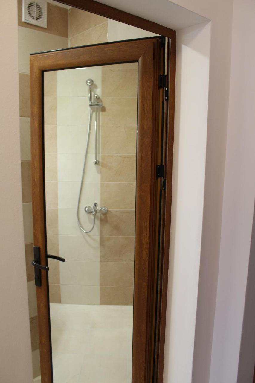 Къща За Гости Мишурови Smolyan Ngoại thất bức ảnh
